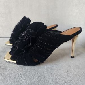 Kurt Geiger heeled sandals 8 black velour Bloom flower dressy party new $235